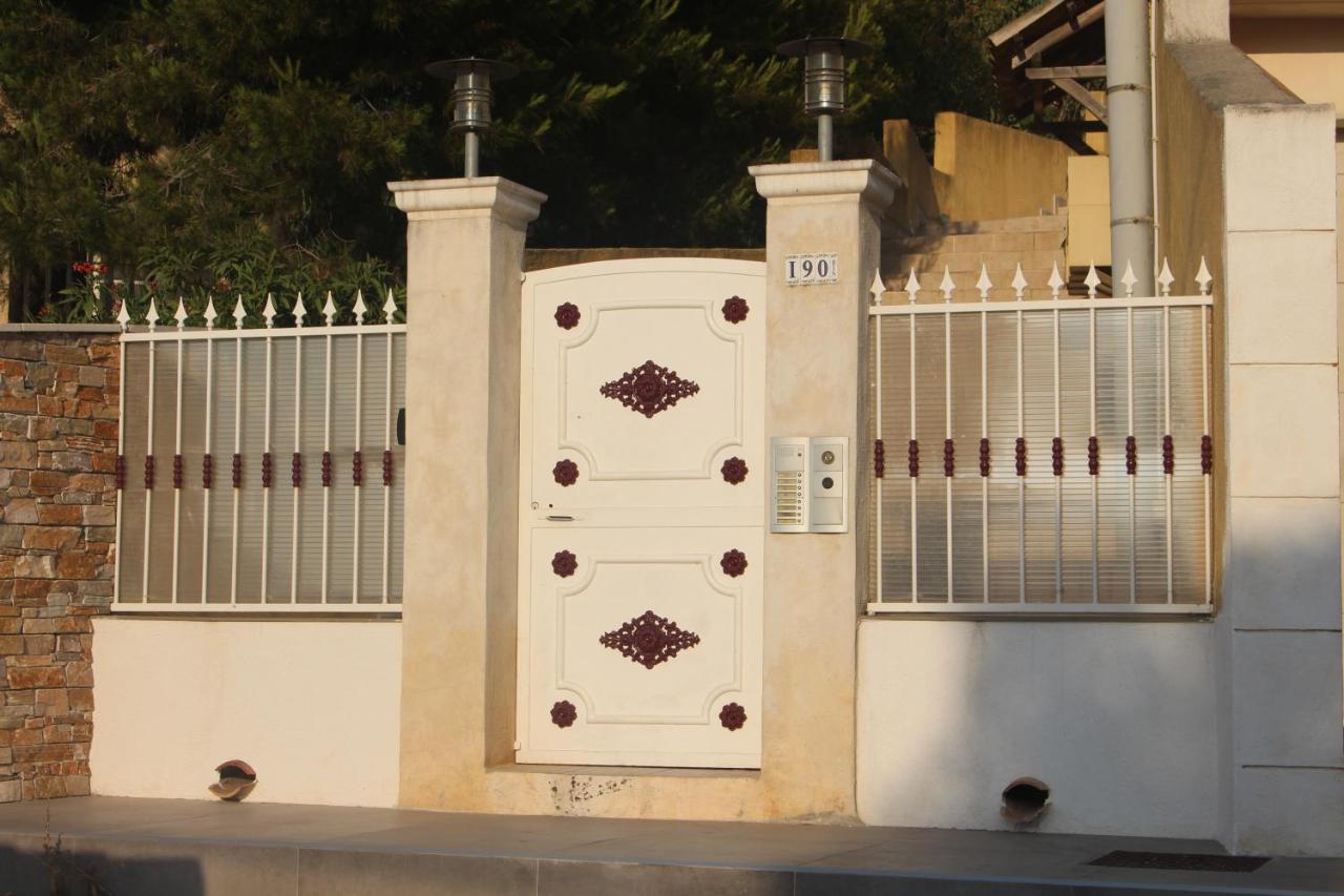 Residence Les Jardins De Lea La Seyne-sur-Mer Bagian luar foto